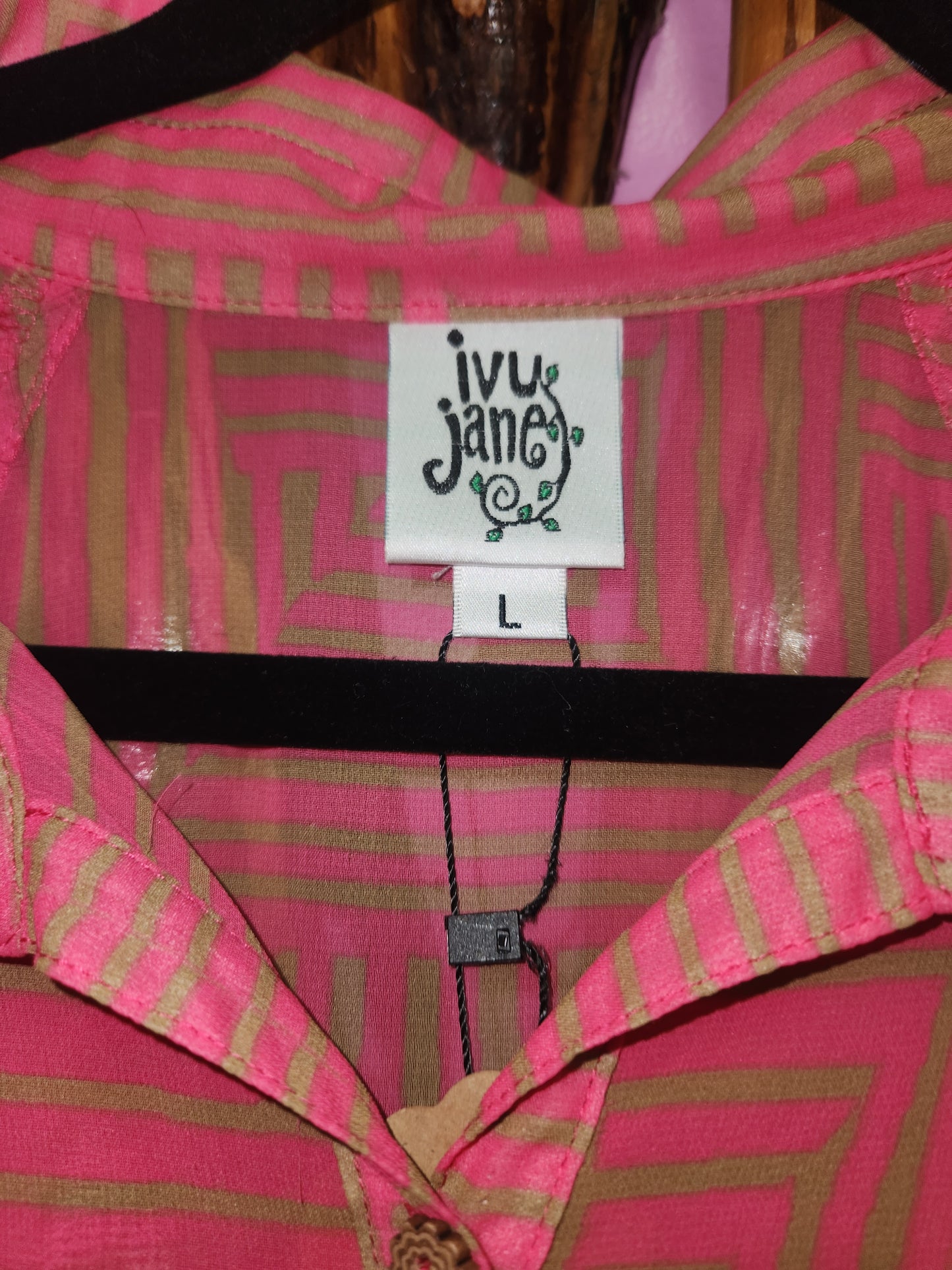 Ivy Jane Sheer Button Down Top Large